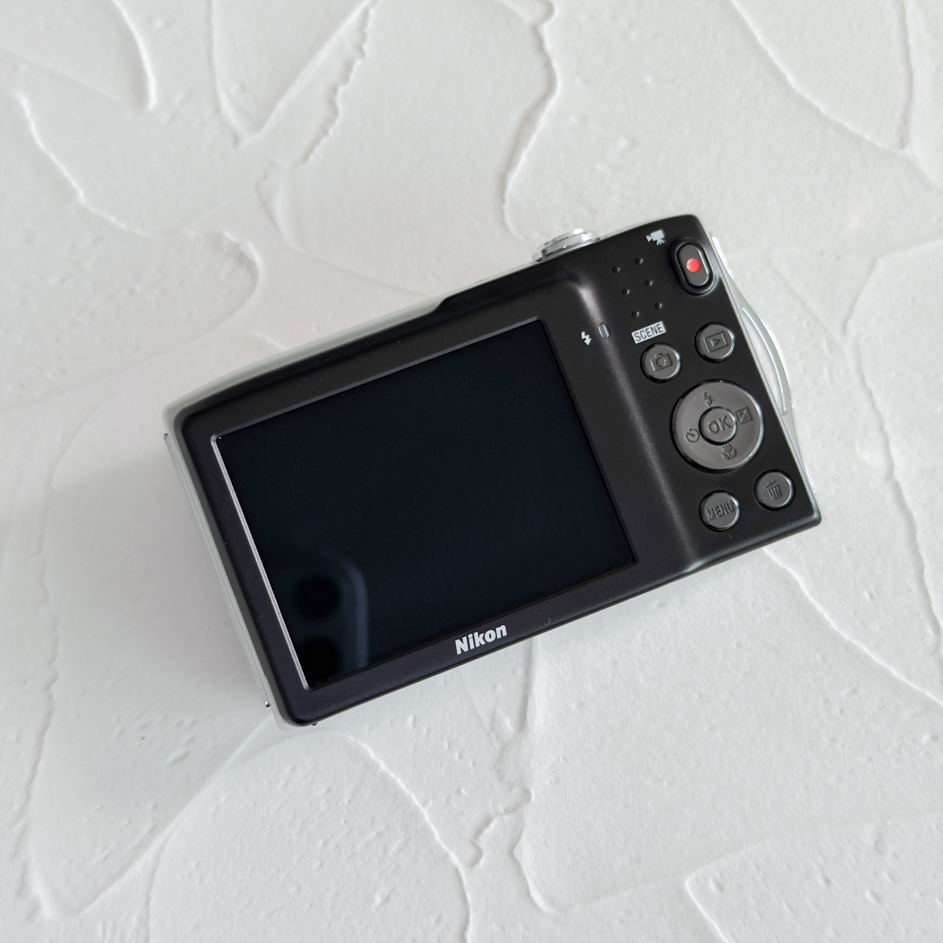 Nikon CoolPix S3300